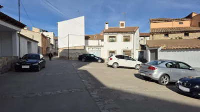 Casa en venta en Avenida Goya, cerca de Calle Ballestería, Sarrión de 169.000 €