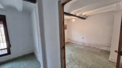 Casa en venta en Avenida Goya, cerca de Calle Ballestería, Sarrión de 169.000 €