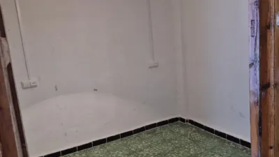 Casa en venta en Avenida Goya, cerca de Calle Ballestería, Sarrión de 169.000 €