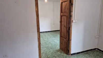 Casa en venta en Avenida Goya, cerca de Calle Ballestería, Sarrión de 169.000 €