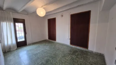 Casa en venta en Avenida Goya, cerca de Calle Ballestería, Sarrión de 169.000 €