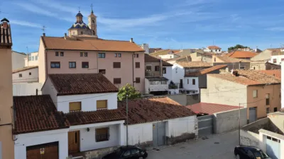 Casa en venta en Avenida Goya, cerca de Calle Ballestería, Sarrión de 169.000 €