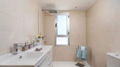 Casa en venta en Playa Bahía Dorada, Playa Bahía Dorada (Estepona) de 368.000 €