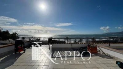 Ático en alquiler en Carrer Illa de Xipre, El Coll d'en Rabassa (Distrito Platja de Palma. Palma de Mallorca) de 3.500 €<span>/mes</span>