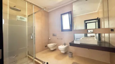 Detached villa in Cabo Roig photo 37