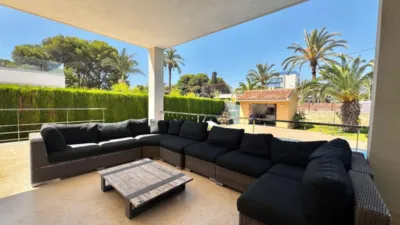 Detached villa in Cabo Roig photo 4