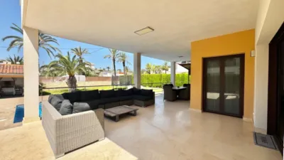 Detached villa in Cabo Roig photo 5