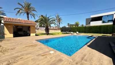 Detached villa in Cabo Roig photo 64