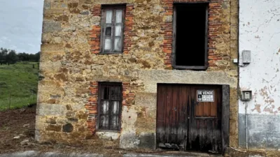 House on Calle Av Arriba-Alisas, No. 75 photo 19