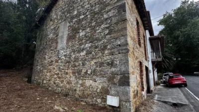 House on Calle Av Arriba-Alisas, No. 75 photo 2
