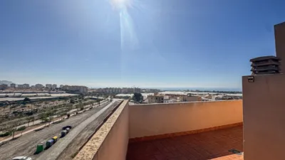 Penthouse on Calle Hortichuelas del Parador photo 13