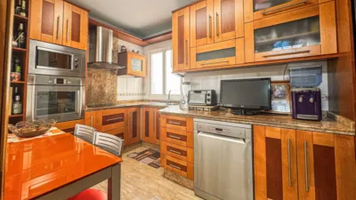 Penthouse on Calle Hortichuelas del Parador photo 37