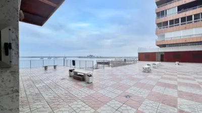 Apartment on Paseo Maritimo photo 19