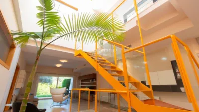 Chalet en alquiler en Calle Rosinyol, Torre en Conill-Cumbres San Antonio (Bétera) de 3.500 €<span>/mes</span>