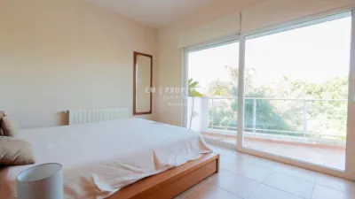 Chalet en alquiler en Calle Rosinyol, Torre en Conill-Cumbres San Antonio (Bétera) de 3.500 €<span>/mes</span>