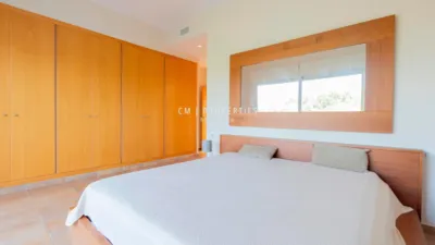 Chalet en alquiler en Calle Rosinyol, Torre en Conill-Cumbres San Antonio (Bétera) de 3.500 €<span>/mes</span>