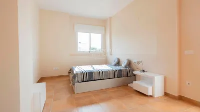 Chalet en alquiler en Calle Rosinyol, Torre en Conill-Cumbres San Antonio (Bétera) de 3.500 €<span>/mes</span>