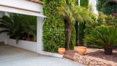 Chalet en alquiler en Calle Rosinyol, Torre en Conill-Cumbres San Antonio (Bétera) de 3.500 €<span>/mes</span>