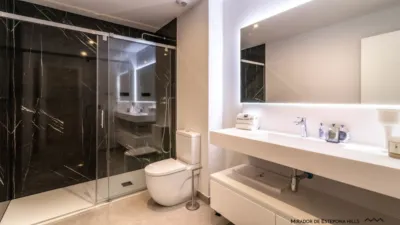 Apartment in Altos de Estepona photo 13