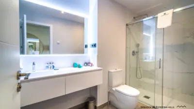 Apartment in Altos de Estepona photo 9