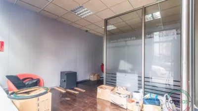 Local comercial en venta en Calle de Eulalia Álvarez - Więcej
