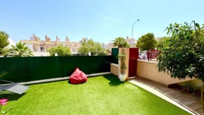 House in Chalet Close to the Sea photo 2