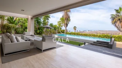Villa on Calle Tajore photo 5