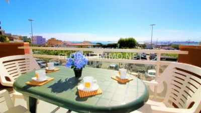 Apartment in Port Esportiu-Canyelles-Puig Rom photo 11