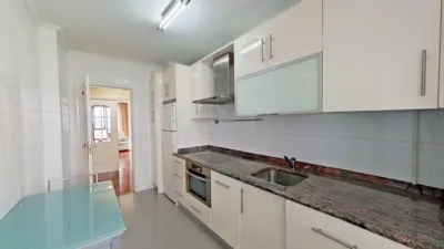 Flat on Clara Campoamor Street photo 12