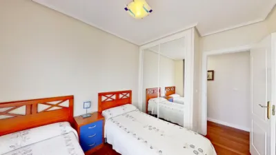 Flat on Clara Campoamor Street photo 14