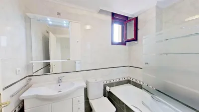 Flat on Clara Campoamor Street photo 17