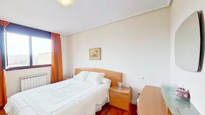 Flat on Clara Campoamor Street photo 20