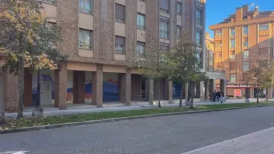 Local comercial en venta en Montecerrao - Vista 4