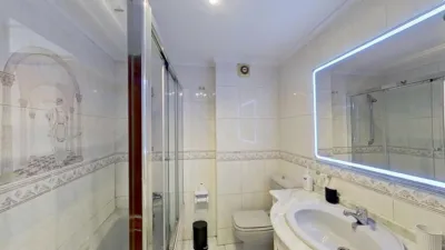 Apartment on Fernando de los Rios Street photo 18