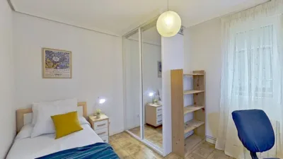 Apartment on Fernando de los Rios Street photo 9