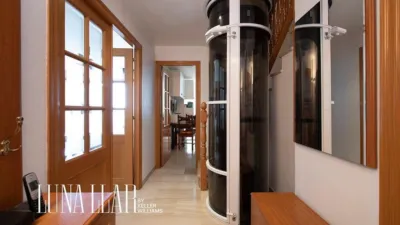 Apartment on Pins Melis Street photo 16