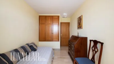 Apartment on Pins Melis Street photo 33