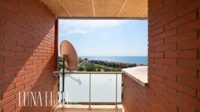 Apartment on Pins Melis Street photo 39