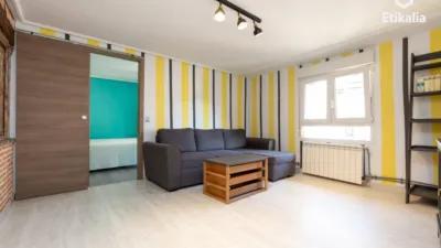 Piso en venta en Calle Bilbao La Vieja, Bilbo Zaharra (Distrito Ibaiondo. Bilbao) de 220.000 €