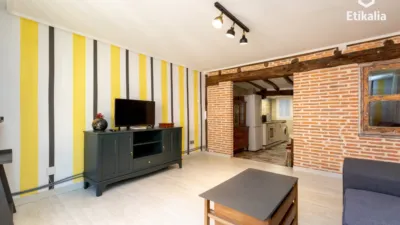Piso en venta en Calle Bilbao La Vieja, Bilbo Zaharra (Distrito Ibaiondo. Bilbao) de 220.000 €