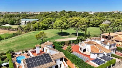 Villa in Villamartín photo 10