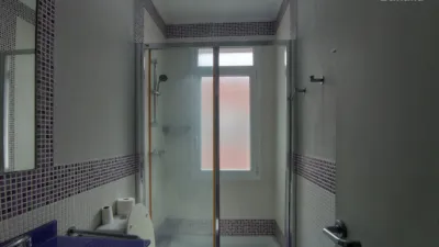 Piso en venta en Calle Iturribide, cerca de Calle Prim, Solokoetxe (Distrito Ibaiondo. Bilbao) de 216.500 €