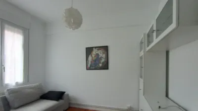 Piso en venta en Calle Iturribide, cerca de Calle Prim, Solokoetxe (Distrito Ibaiondo. Bilbao) de 216.500 €