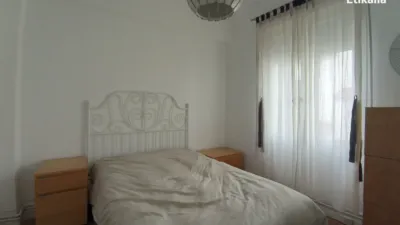 Piso en venta en Calle Iturribide, cerca de Calle Prim, Solokoetxe (Distrito Ibaiondo. Bilbao) de 216.500 €
