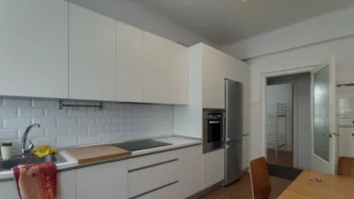 Piso en venta en Calle Iturribide, cerca de Calle Prim, Solokoetxe (Distrito Ibaiondo. Bilbao) de 216.500 €