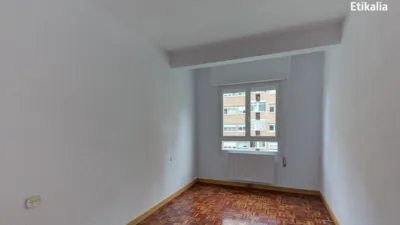 Piso en venta en Calle de las Juntas Generales, cerca de Alfontso XI.aren Kalea, Lakua-Arriaga (Vitoria - Gasteiz) de 285.000 €