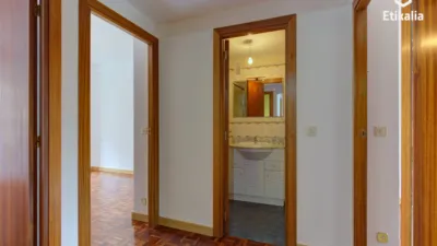Piso en venta en Calle de las Juntas Generales, cerca de Alfontso XI.aren Kalea, Lakua-Arriaga (Vitoria - Gasteiz) de 285.000 €
