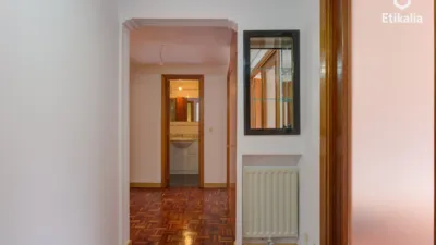 Piso en venta en Calle de las Juntas Generales, cerca de Alfontso XI.aren Kalea, Lakua-Arriaga (Vitoria - Gasteiz) de 285.000 €