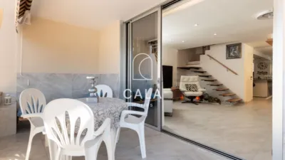 Townhouse on Avenida Juan Carlos I photo 5