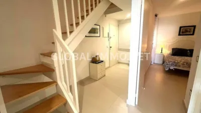 Apartment in Centre photo 11